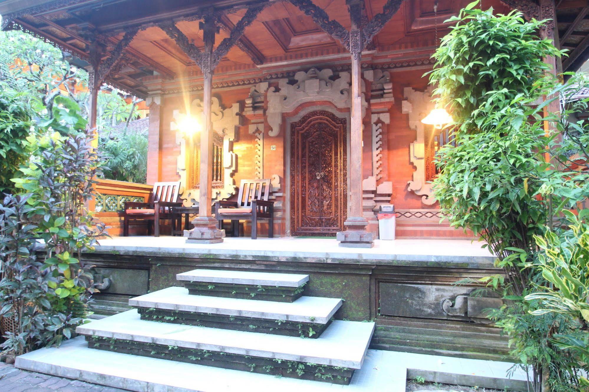 Simpang Inn Hotel Легиан Екстериор снимка