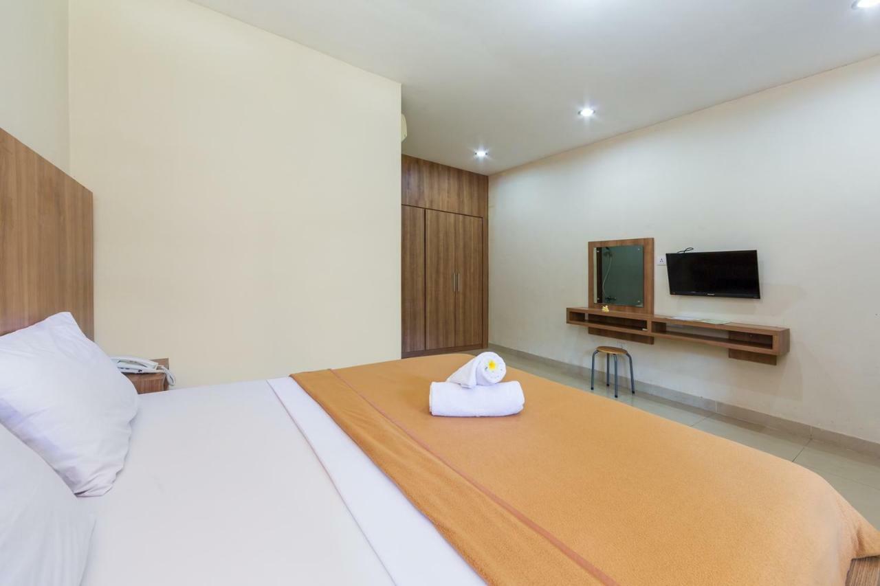 Simpang Inn Hotel Легиан Екстериор снимка